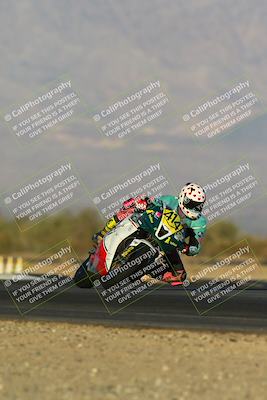 media/Dec-07-2024-CVMA (Sat) [[21c5f1ef85]]/Race 13-Amateur Supersport Middleweight/